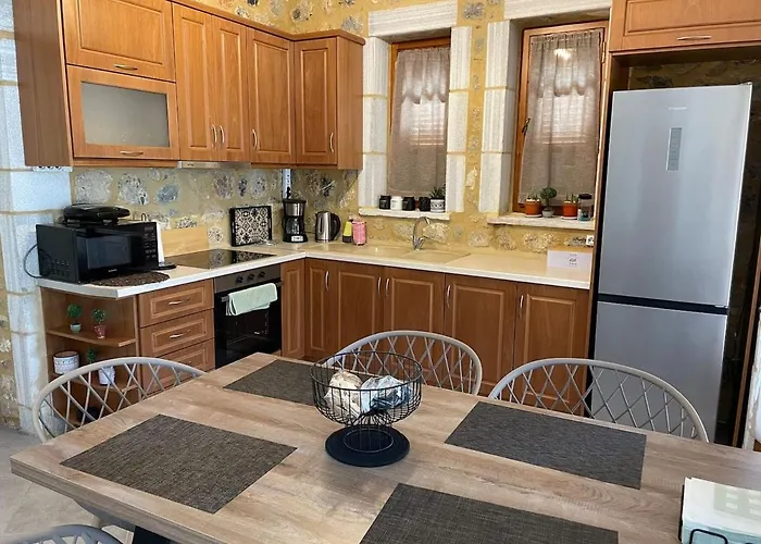 Panorama Stonehouse Апартаменты Леонидион